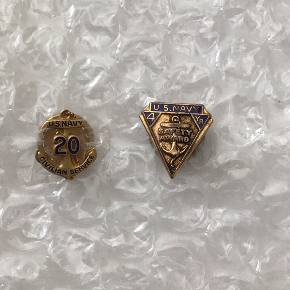 U.S.Navy 20 Years Civilian Service 10kGF& U.S Navy 4 Years Safety Awards screwBk
